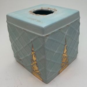Baby Blue & Gold Chapel Hill Salle De Bain Ceramic Tissue Cover Hand Painted